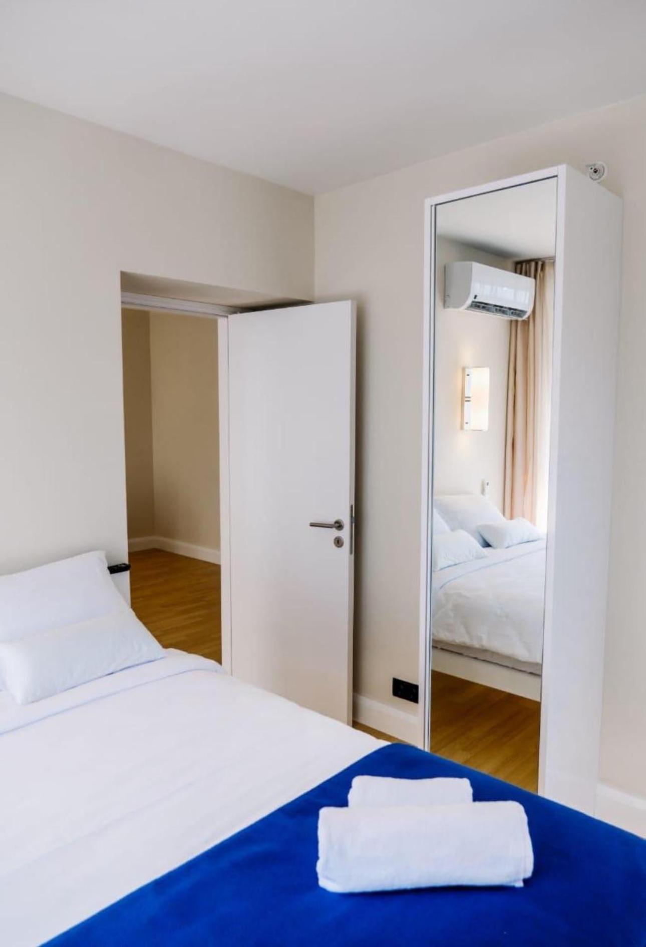 Luxury Panorama Sea View Apartment & Central Batumi Kültér fotó