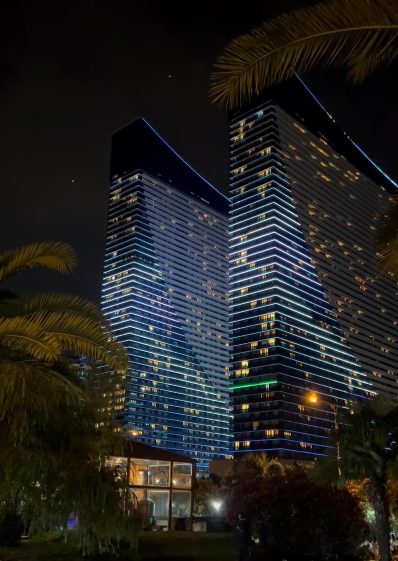 Luxury Panorama Sea View Apartment & Central Batumi Kültér fotó
