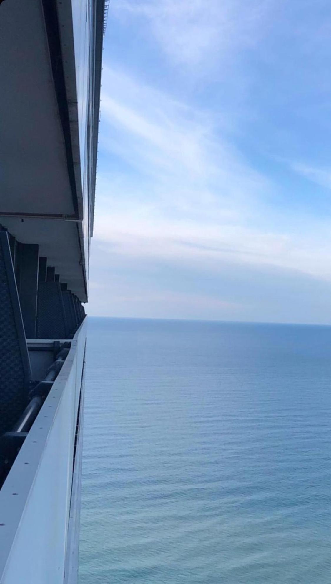 Luxury Panorama Sea View Apartment & Central Batumi Kültér fotó